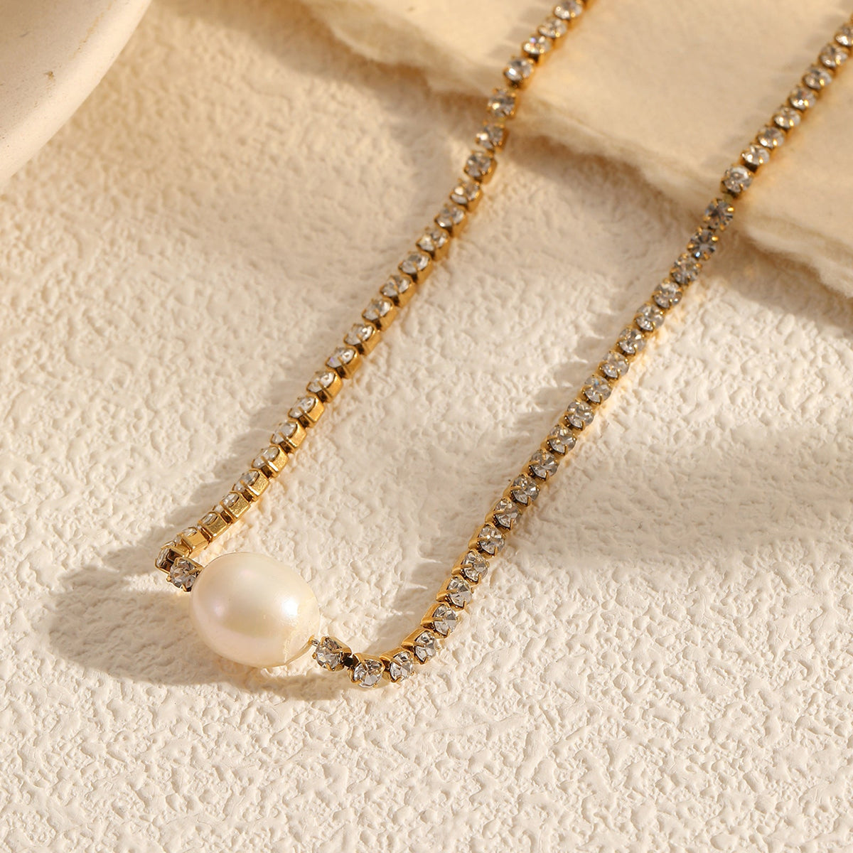Elegant Pearl Necklace