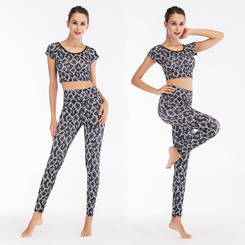 Yoga suit for bodybuilding
