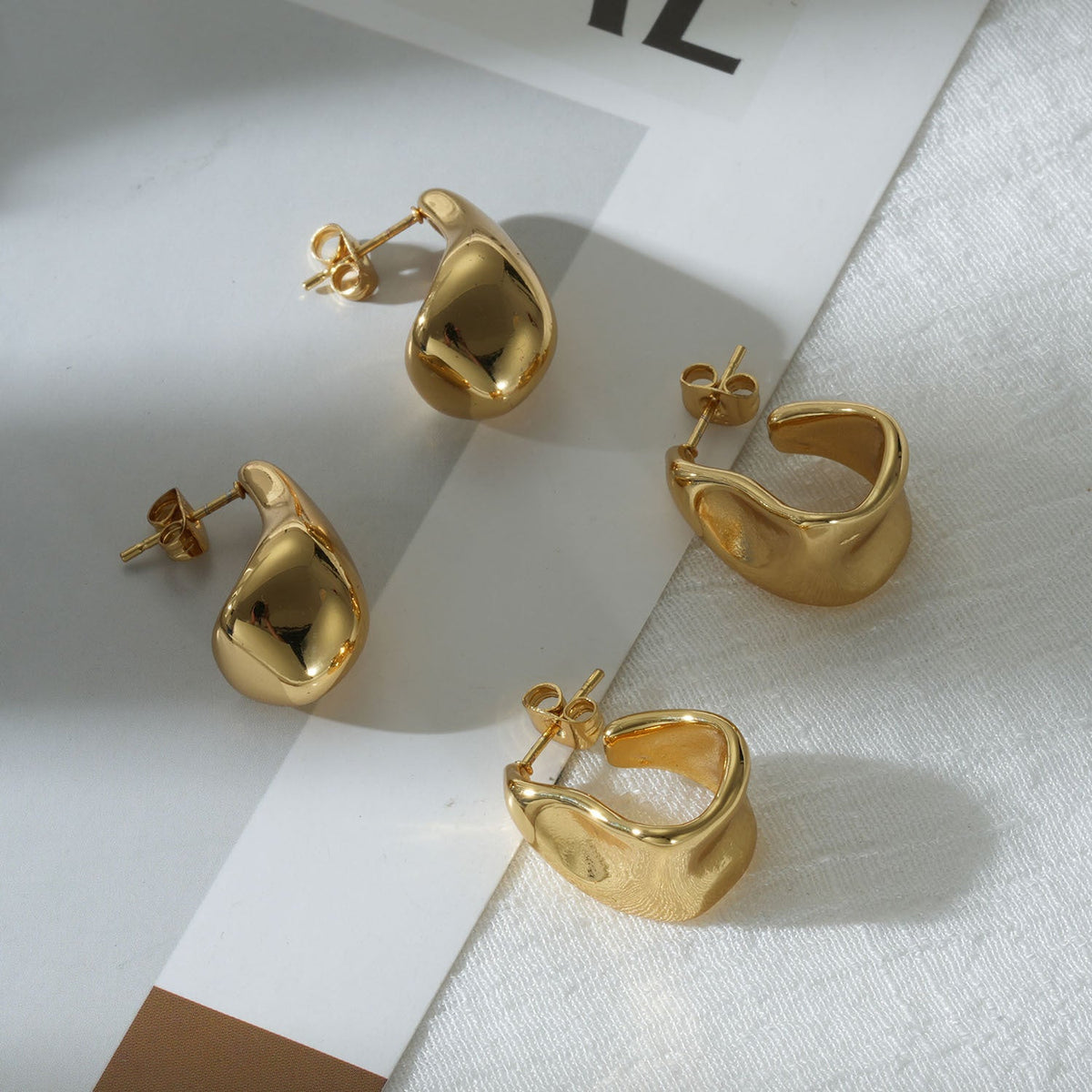 Alien Geometric Fashion Earrings