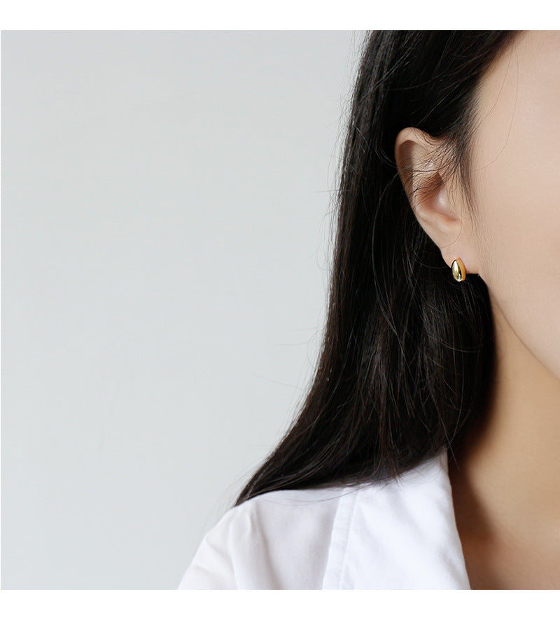 Oval Stud Earrings