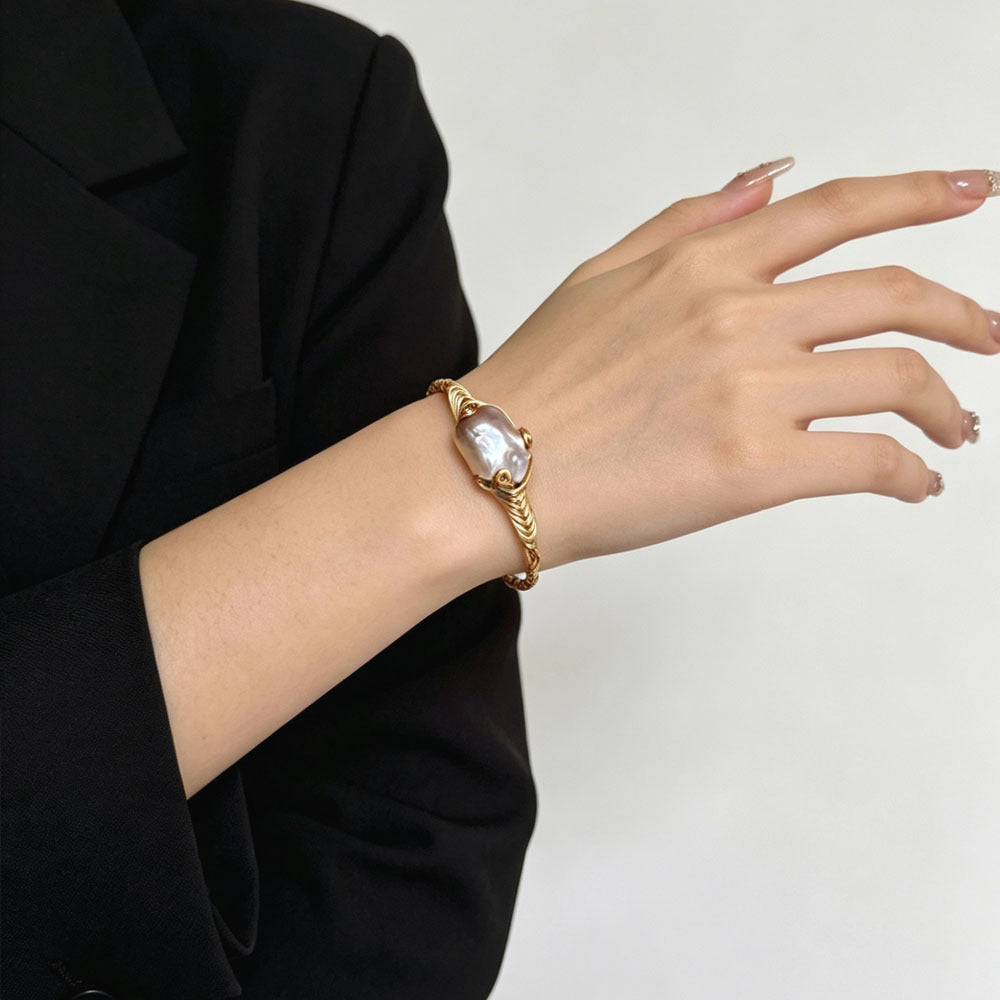 Baroque Pearl Bracelet