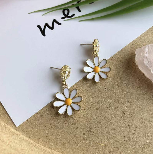 Dripped-glaze Flower Earrings