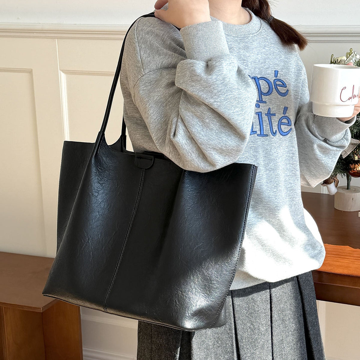 Soft-leather Underarm Shoulder Bag