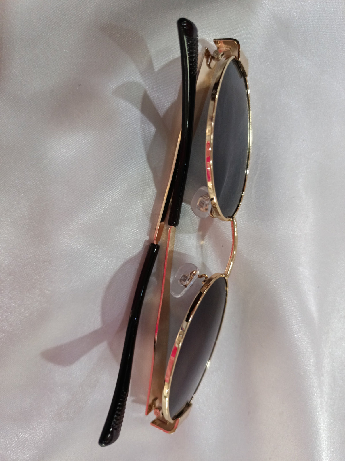 Vintage Oval Metal Sunglasses