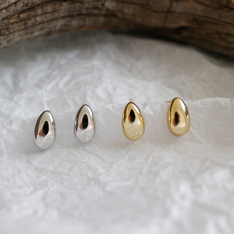 Oval Stud Earrings