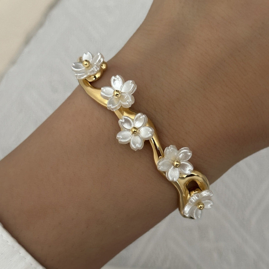Oil-drop Snap Bracelet